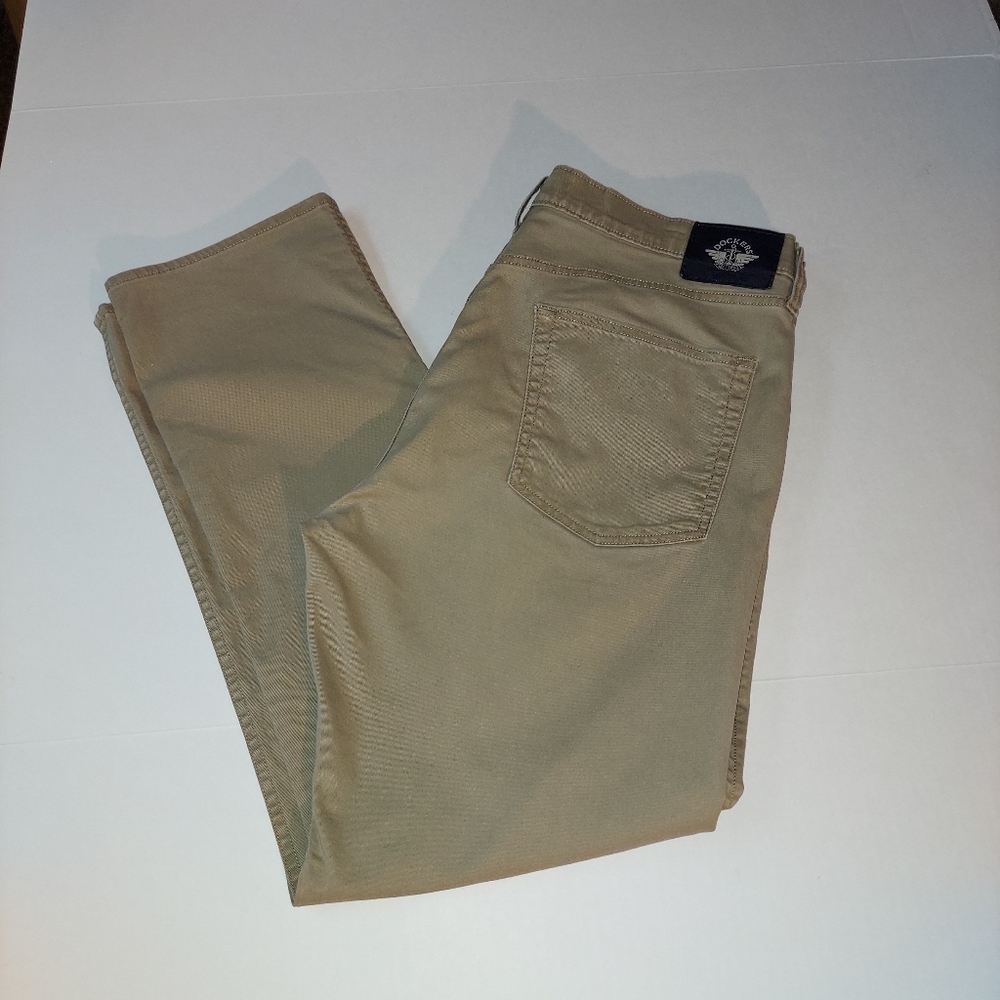 Dockers Straight Fit